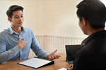 5 ways to quickly identify lies of candidates in an interview