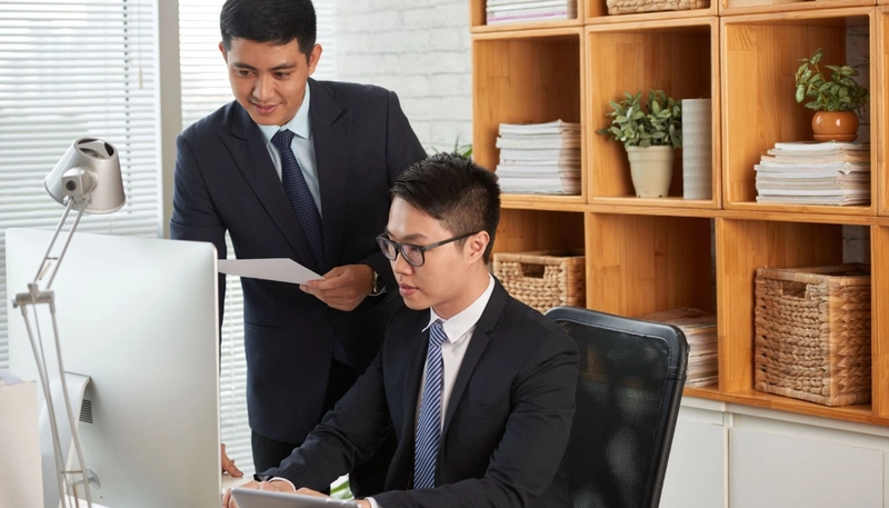 The COO position requires a high level of coordination, people management, and process control. 