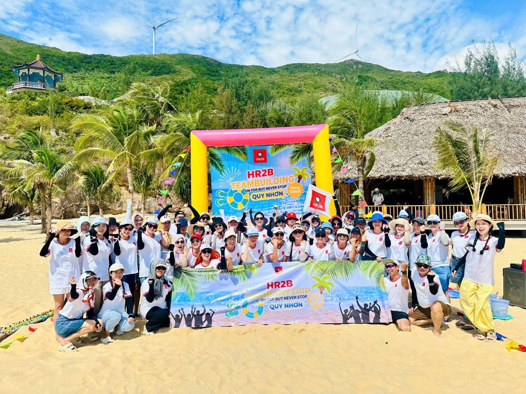 HR2B family came together for a memorable Company Trip in Quy Nhon